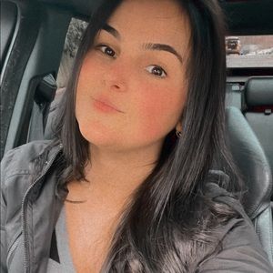 Meet your Posher, Silvia